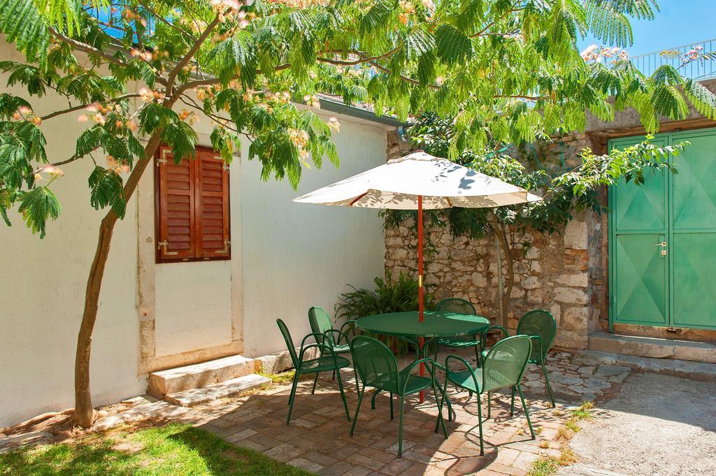 Dalmatian Garden - Free Parking - City Centre Šibenik Quarto foto