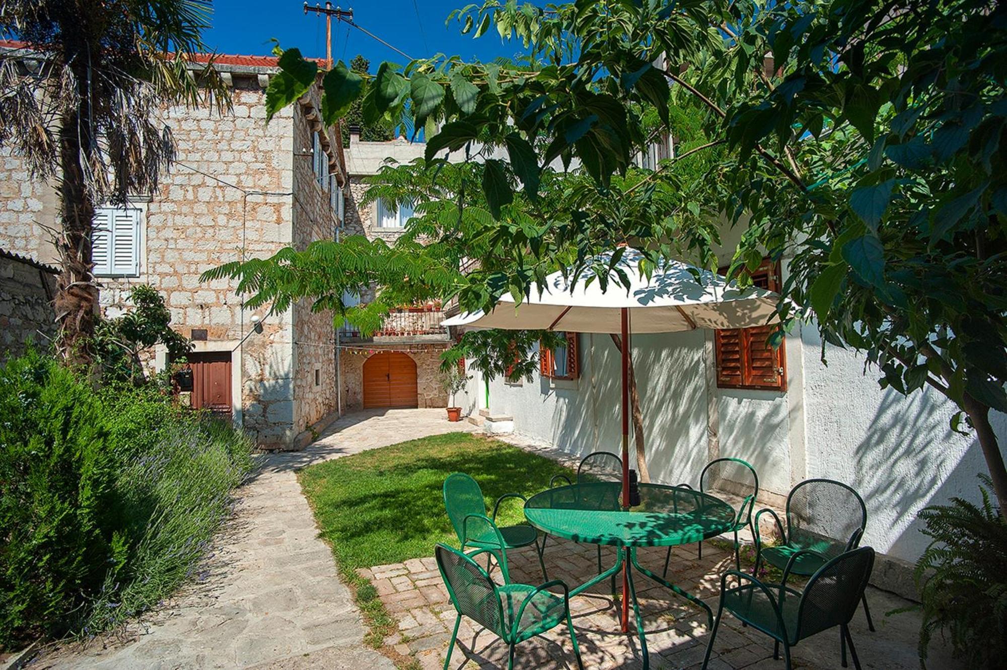 Dalmatian Garden - Free Parking - City Centre Šibenik Exterior foto